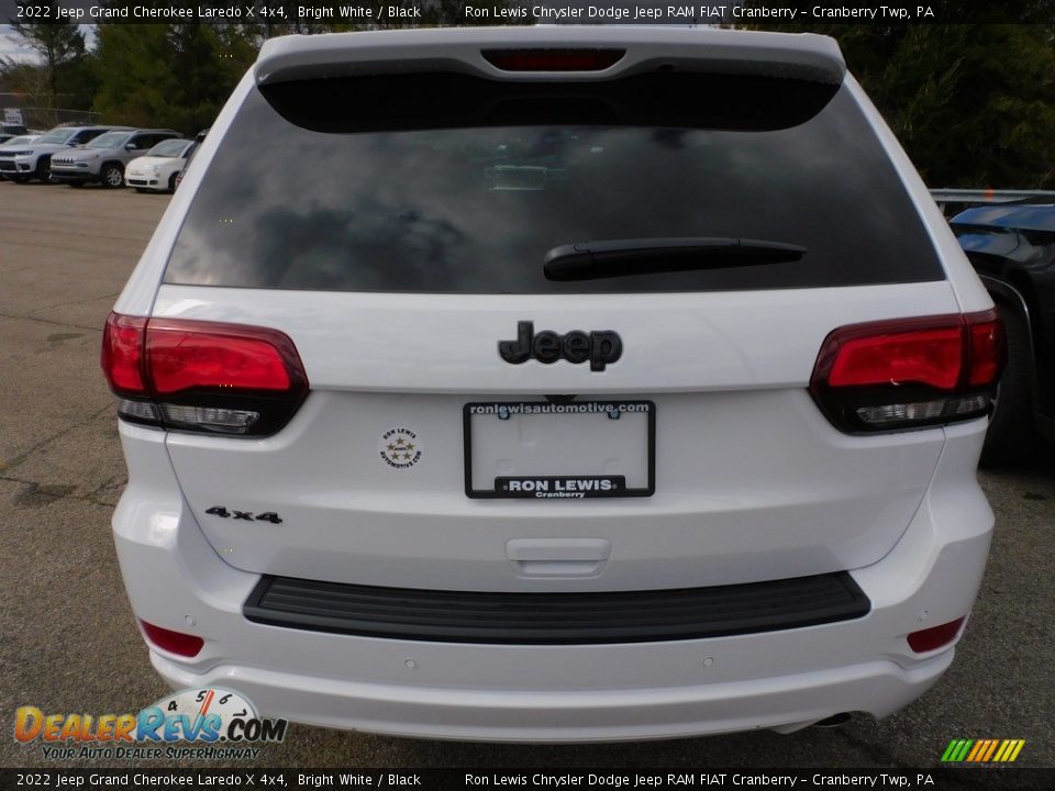 2022 Jeep Grand Cherokee Laredo X 4x4 Bright White / Black Photo #6