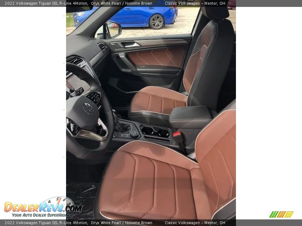 Noisette Brown Interior - 2022 Volkswagen Tiguan SEL R-Line 4Motion Photo #2
