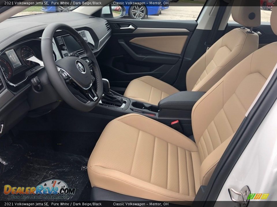 Dark Beige/Black Interior - 2021 Volkswagen Jetta SE Photo #2