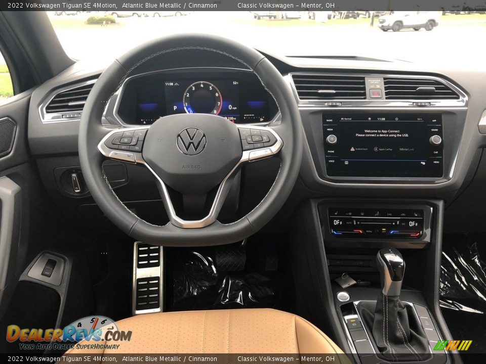 Dashboard of 2022 Volkswagen Tiguan SE 4Motion Photo #4