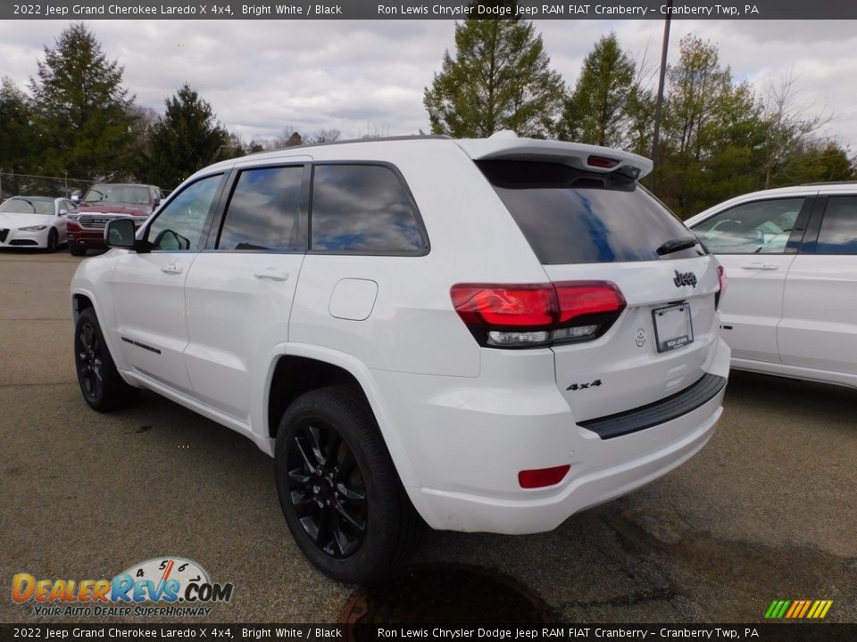 2022 Jeep Grand Cherokee Laredo X 4x4 Bright White / Black Photo #8