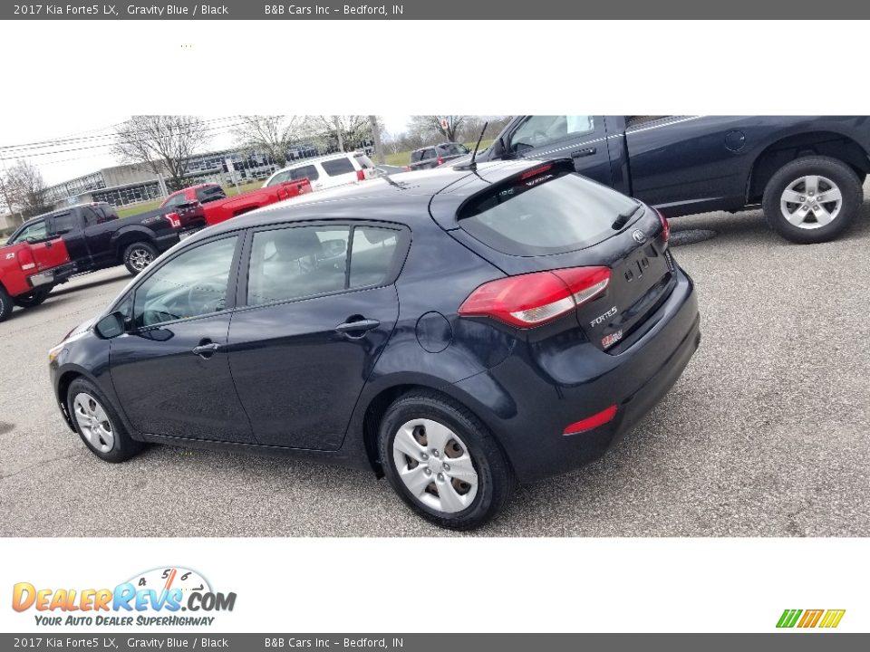 2017 Kia Forte5 LX Gravity Blue / Black Photo #3