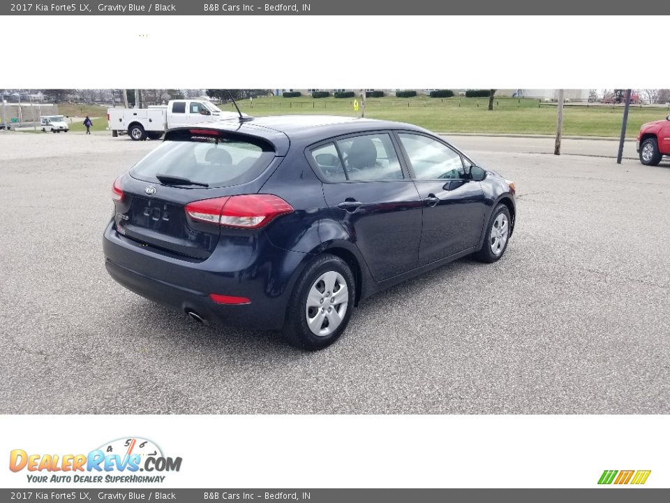 Gravity Blue 2017 Kia Forte5 LX Photo #5