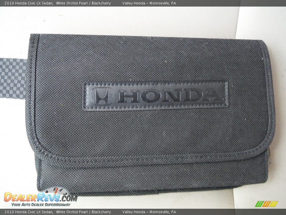 2019 Honda Civic LX Sedan White Orchid Pearl / Black/Ivory Photo #17