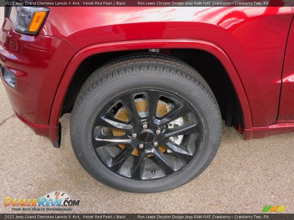 2022 Jeep Grand Cherokee Laredo X 4x4 Velvet Red Pearl / Black Photo #10