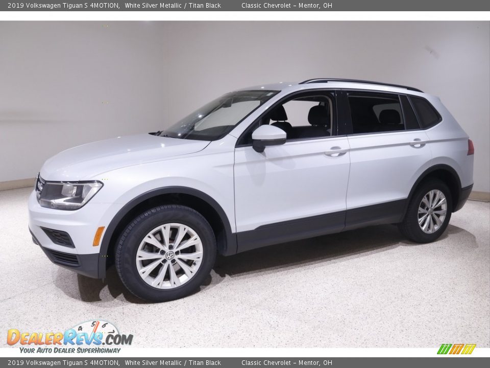 2019 Volkswagen Tiguan S 4MOTION White Silver Metallic / Titan Black Photo #3