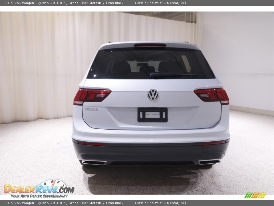 2019 Volkswagen Tiguan S 4MOTION White Silver Metallic / Titan Black Photo #17