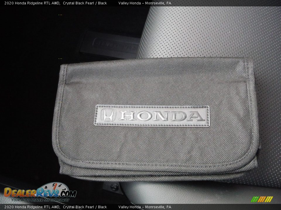 2020 Honda Ridgeline RTL AWD Crystal Black Pearl / Black Photo #32
