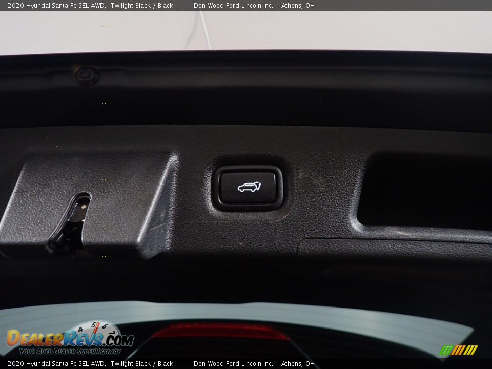2020 Hyundai Santa Fe SEL AWD Twilight Black / Black Photo #16