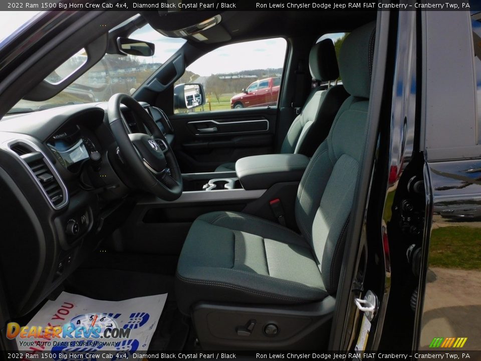 2022 Ram 1500 Big Horn Crew Cab 4x4 Diamond Black Crystal Pearl / Black Photo #11