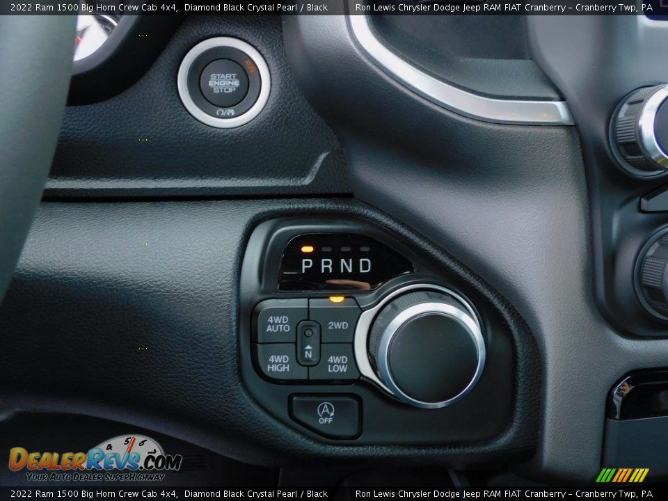 2022 Ram 1500 Big Horn Crew Cab 4x4 Diamond Black Crystal Pearl / Black Photo #17