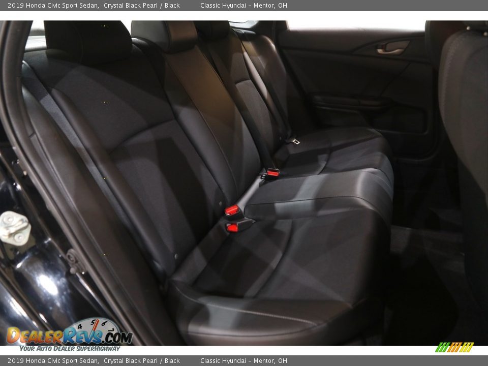 2019 Honda Civic Sport Sedan Crystal Black Pearl / Black Photo #16