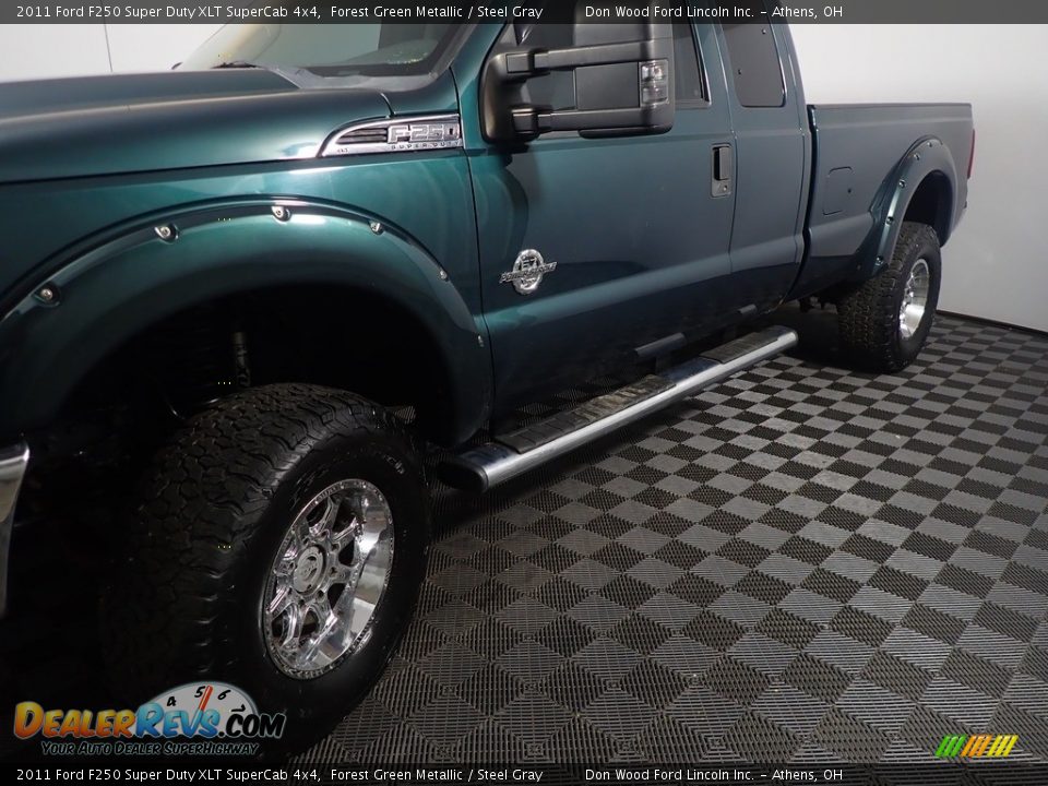2011 Ford F250 Super Duty XLT SuperCab 4x4 Forest Green Metallic / Steel Gray Photo #9