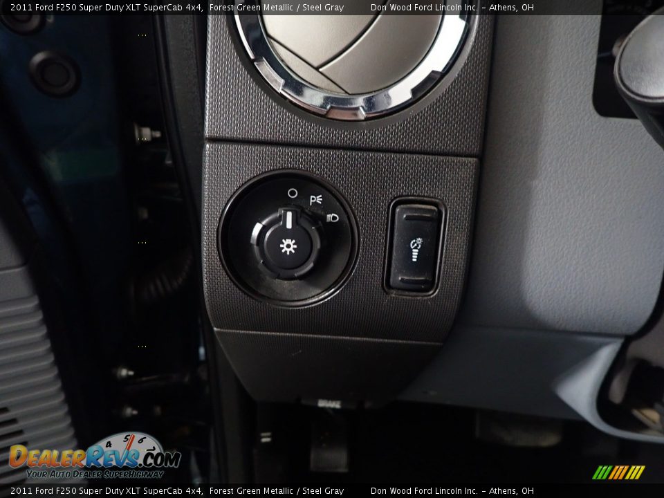 2011 Ford F250 Super Duty XLT SuperCab 4x4 Forest Green Metallic / Steel Gray Photo #23