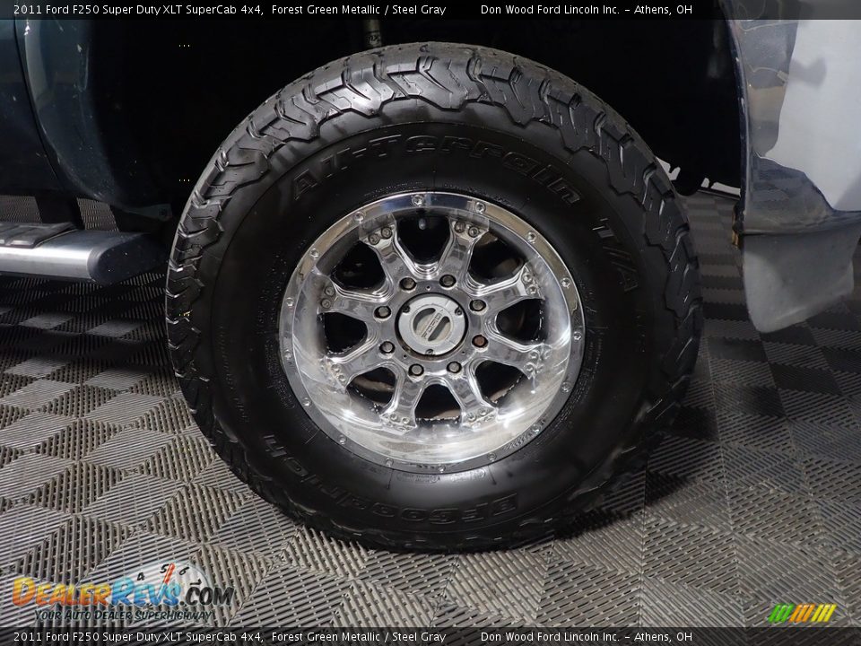 2011 Ford F250 Super Duty XLT SuperCab 4x4 Forest Green Metallic / Steel Gray Photo #35