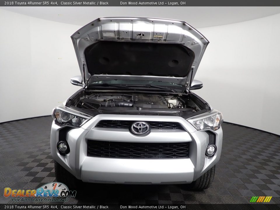 2018 Toyota 4Runner SR5 4x4 Classic Silver Metallic / Black Photo #6