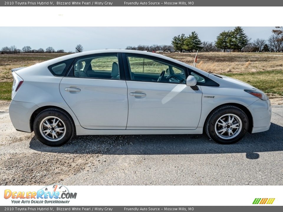 Blizzard White Pearl 2010 Toyota Prius Hybrid IV Photo #3