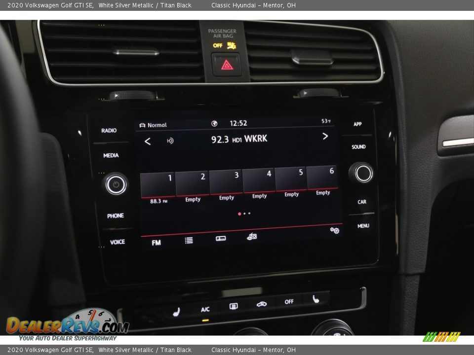2020 Volkswagen Golf GTI SE White Silver Metallic / Titan Black Photo #11