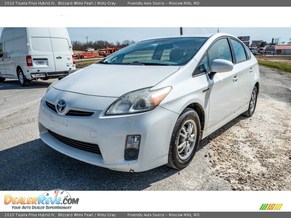 2010 Toyota Prius Hybrid IV Blizzard White Pearl / Misty Gray Photo #8