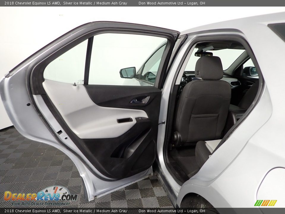 2018 Chevrolet Equinox LS AWD Silver Ice Metallic / Medium Ash Gray Photo #25