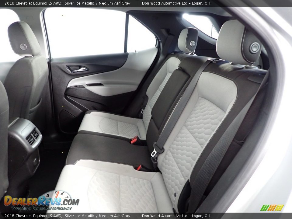 2018 Chevrolet Equinox LS AWD Silver Ice Metallic / Medium Ash Gray Photo #26