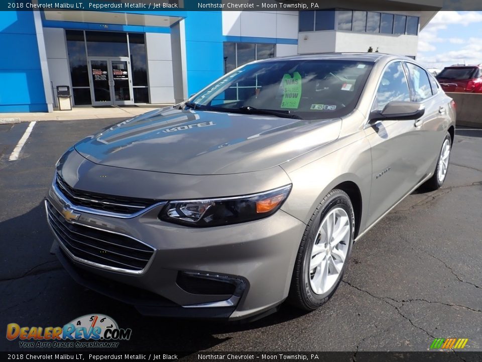 2018 Chevrolet Malibu LT Pepperdust Metallic / Jet Black Photo #2