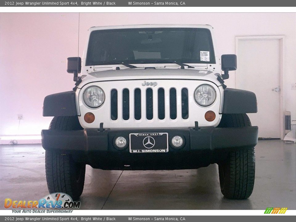 2012 Jeep Wrangler Unlimited Sport 4x4 Bright White / Black Photo #2