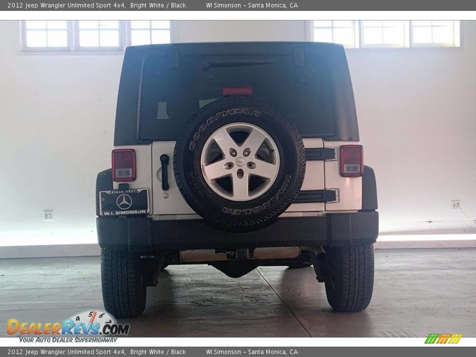 2012 Jeep Wrangler Unlimited Sport 4x4 Bright White / Black Photo #3