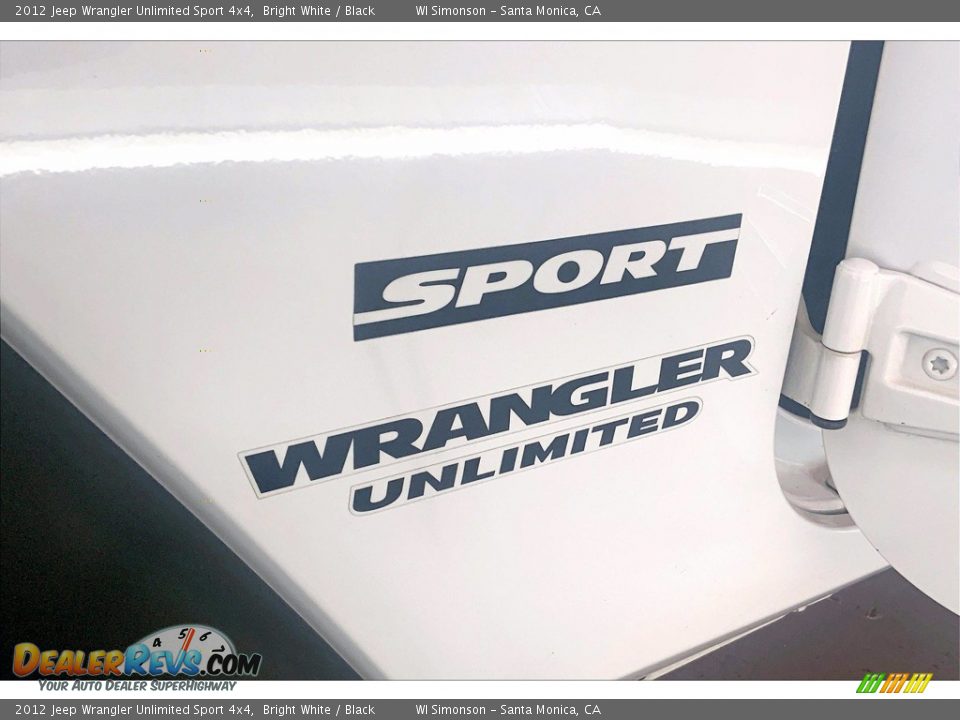 2012 Jeep Wrangler Unlimited Sport 4x4 Bright White / Black Photo #7