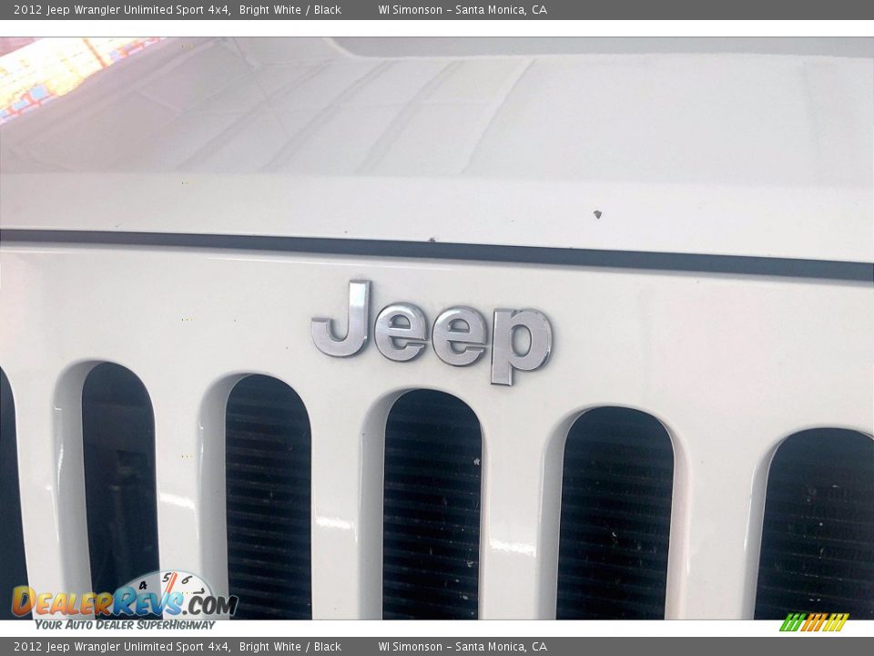 2012 Jeep Wrangler Unlimited Sport 4x4 Bright White / Black Photo #30
