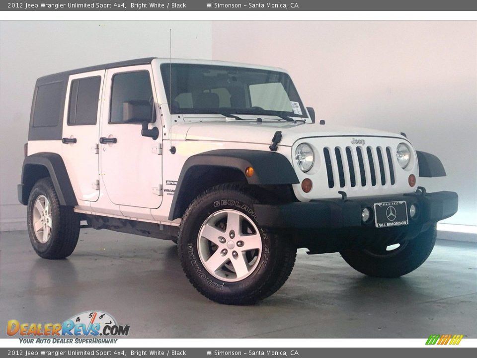 2012 Jeep Wrangler Unlimited Sport 4x4 Bright White / Black Photo #34