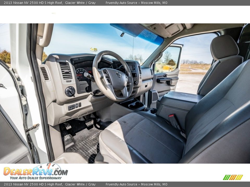 2013 Nissan NV 2500 HD S High Roof Glacier White / Gray Photo #19