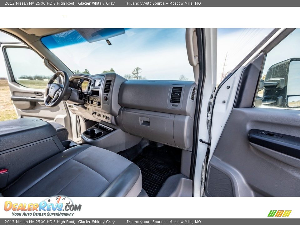 2013 Nissan NV 2500 HD S High Roof Glacier White / Gray Photo #22