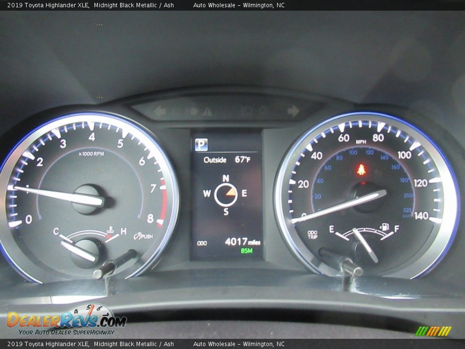 2019 Toyota Highlander XLE Midnight Black Metallic / Ash Photo #16