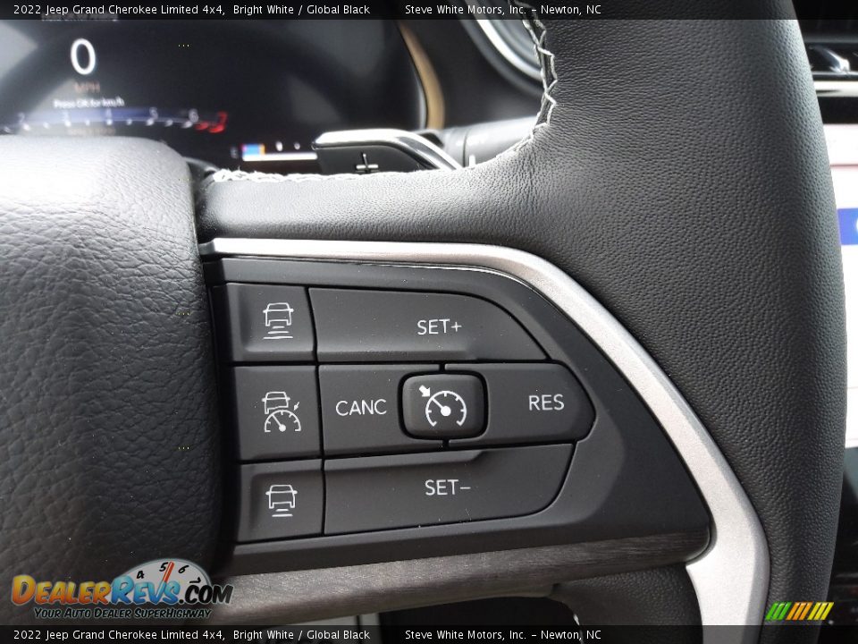 2022 Jeep Grand Cherokee Limited 4x4 Steering Wheel Photo #21