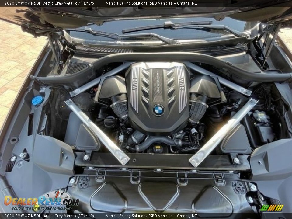 2020 BMW X7 M50i 4.4 Liter M TwinPower Turbocharged DOHC 32-Valve V8 Engine Photo #9
