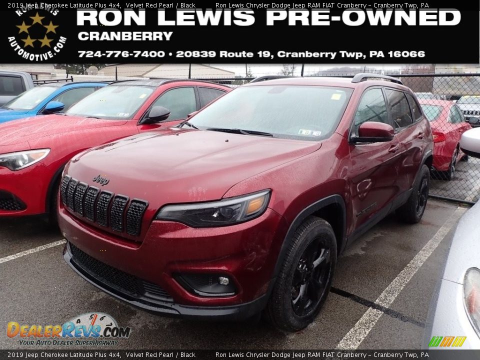 2019 Jeep Cherokee Latitude Plus 4x4 Velvet Red Pearl / Black Photo #1