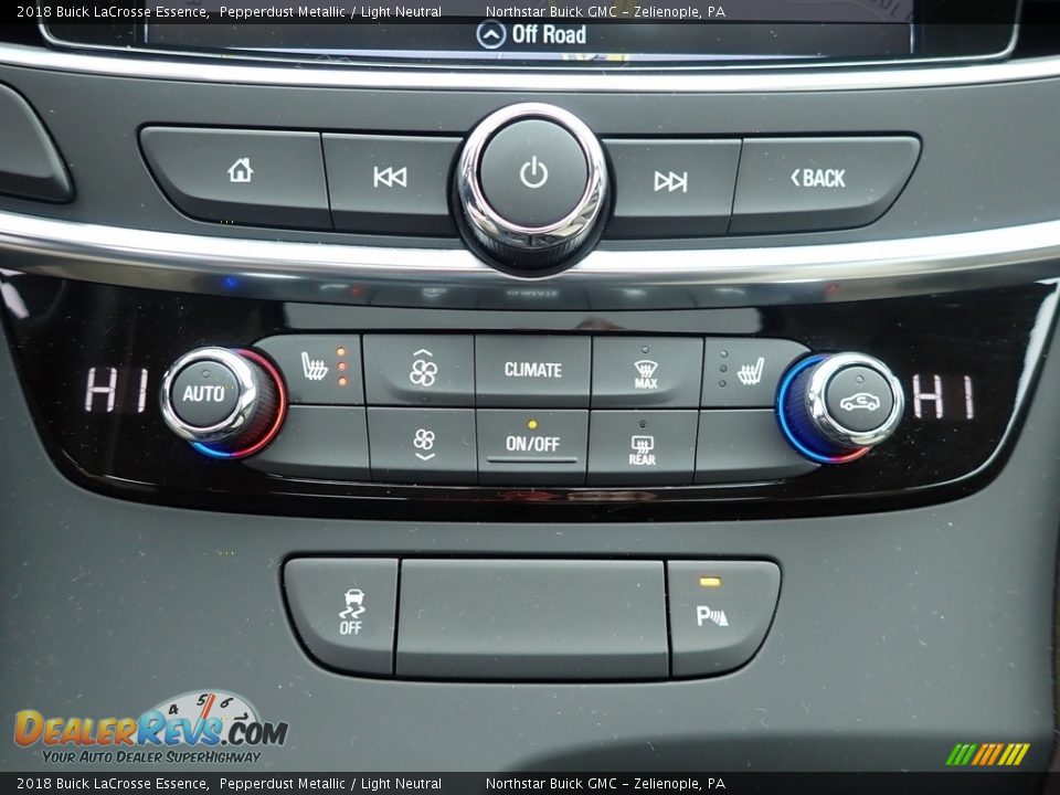 Controls of 2018 Buick LaCrosse Essence Photo #24