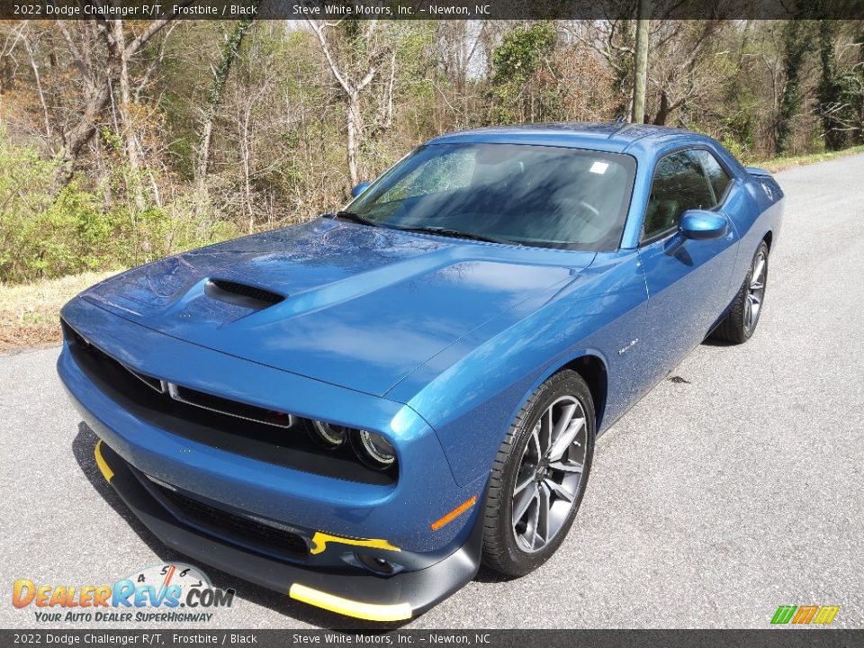 2022 Dodge Challenger R/T Frostbite / Black Photo #2