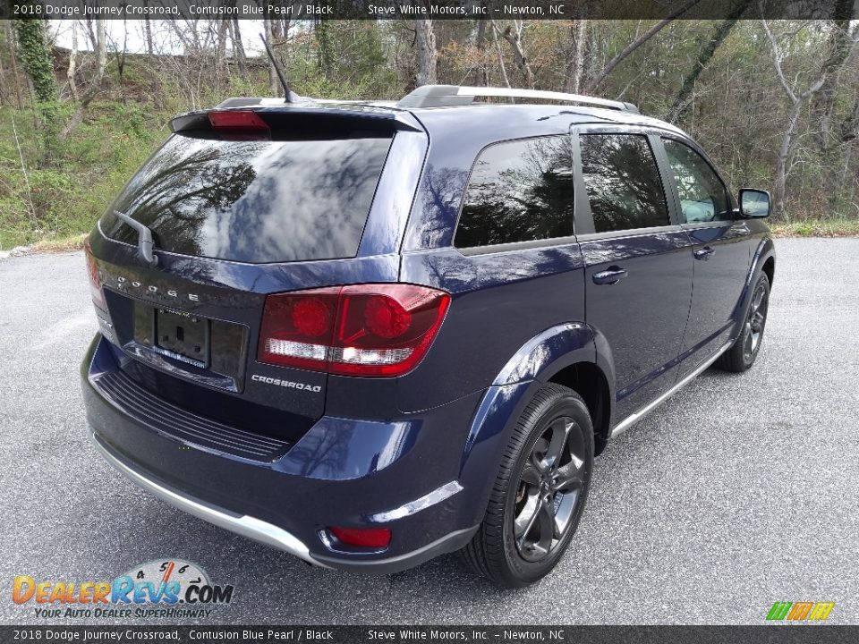 2018 Dodge Journey Crossroad Contusion Blue Pearl / Black Photo #6