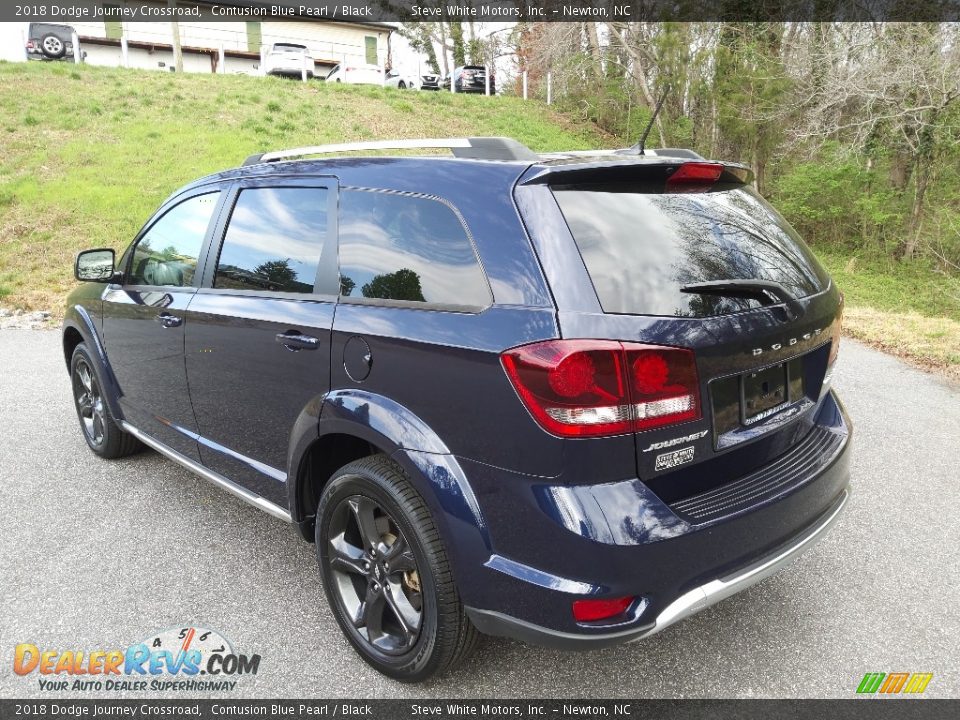 2018 Dodge Journey Crossroad Contusion Blue Pearl / Black Photo #10