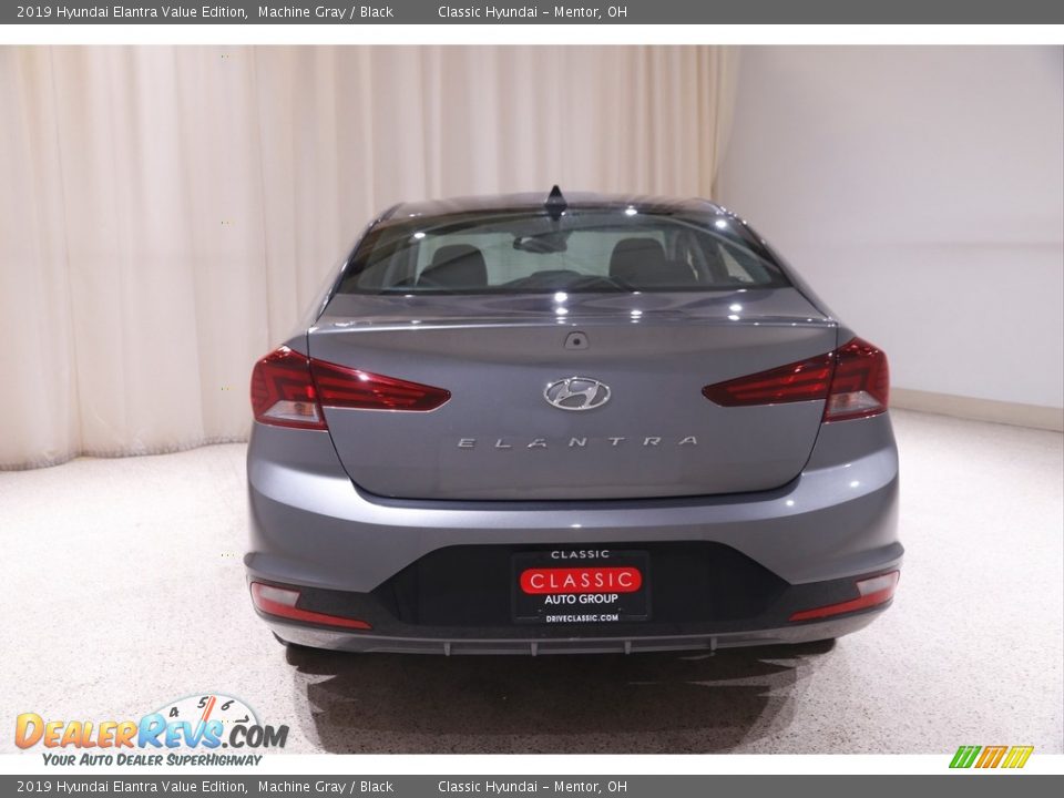 2019 Hyundai Elantra Value Edition Machine Gray / Black Photo #16