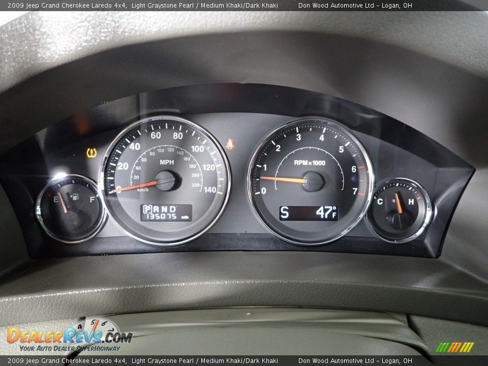 2009 Jeep Grand Cherokee Laredo 4x4 Light Graystone Pearl / Medium Khaki/Dark Khaki Photo #21