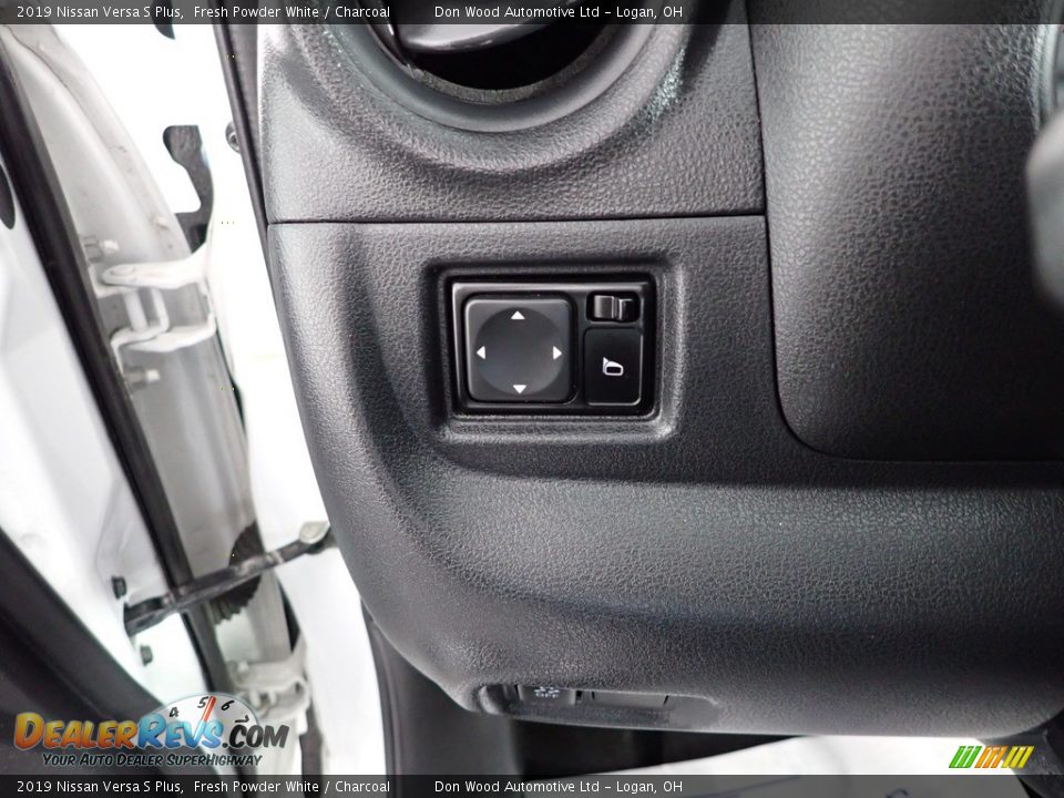 2019 Nissan Versa S Plus Fresh Powder White / Charcoal Photo #15