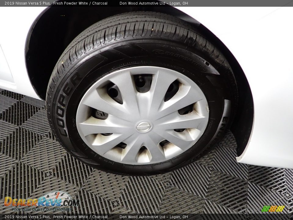 2019 Nissan Versa S Plus Fresh Powder White / Charcoal Photo #29