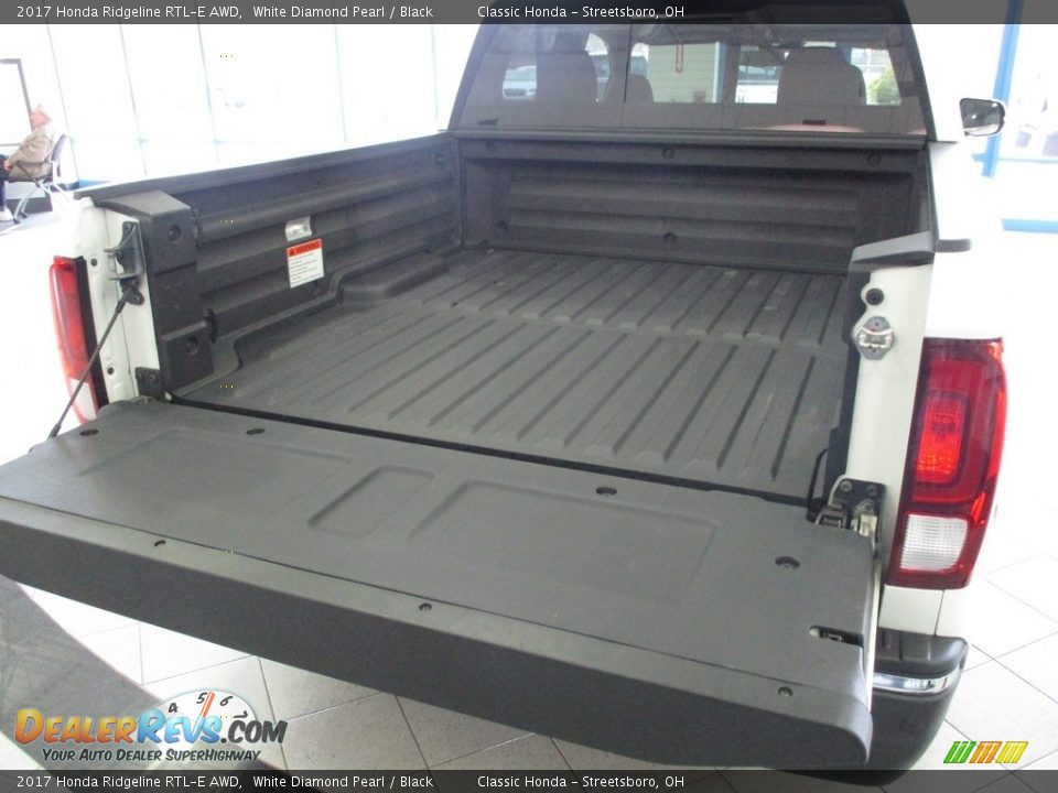 2017 Honda Ridgeline RTL-E AWD White Diamond Pearl / Black Photo #13