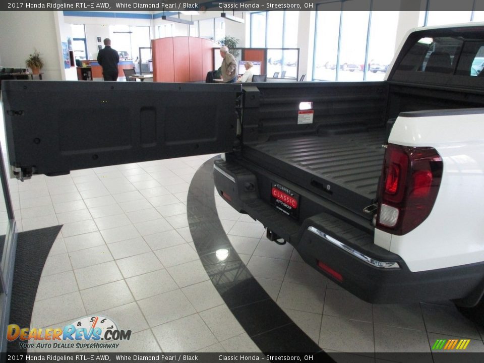 2017 Honda Ridgeline RTL-E AWD White Diamond Pearl / Black Photo #14