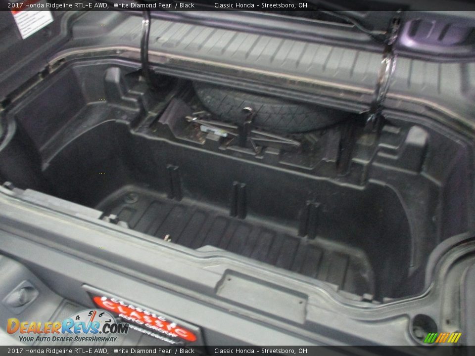 2017 Honda Ridgeline RTL-E AWD White Diamond Pearl / Black Photo #15