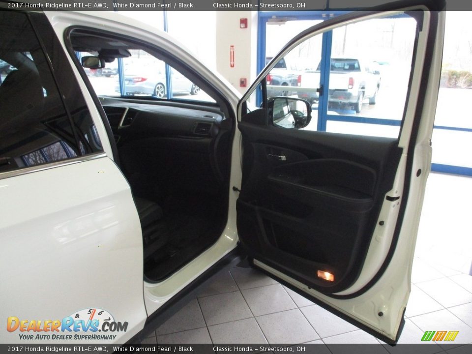 2017 Honda Ridgeline RTL-E AWD White Diamond Pearl / Black Photo #18
