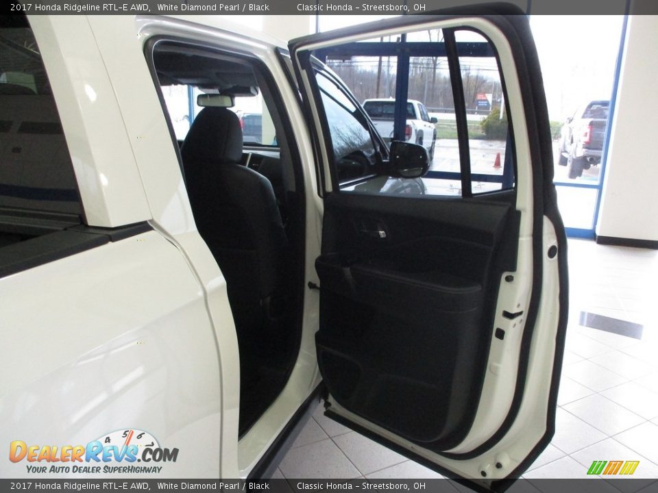 2017 Honda Ridgeline RTL-E AWD White Diamond Pearl / Black Photo #22